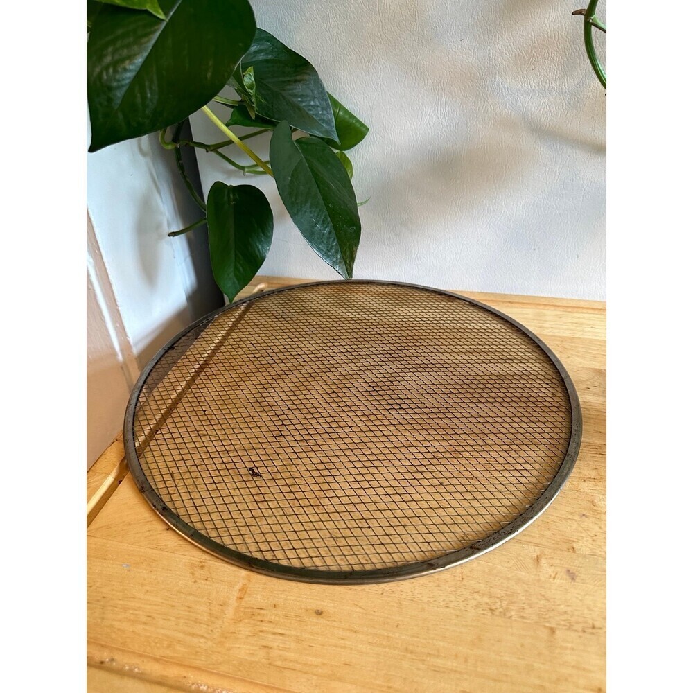 Metal mesh Catch-All Kitchen accessory